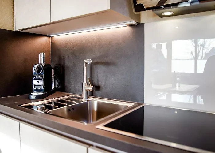 アパート Lenneglueck